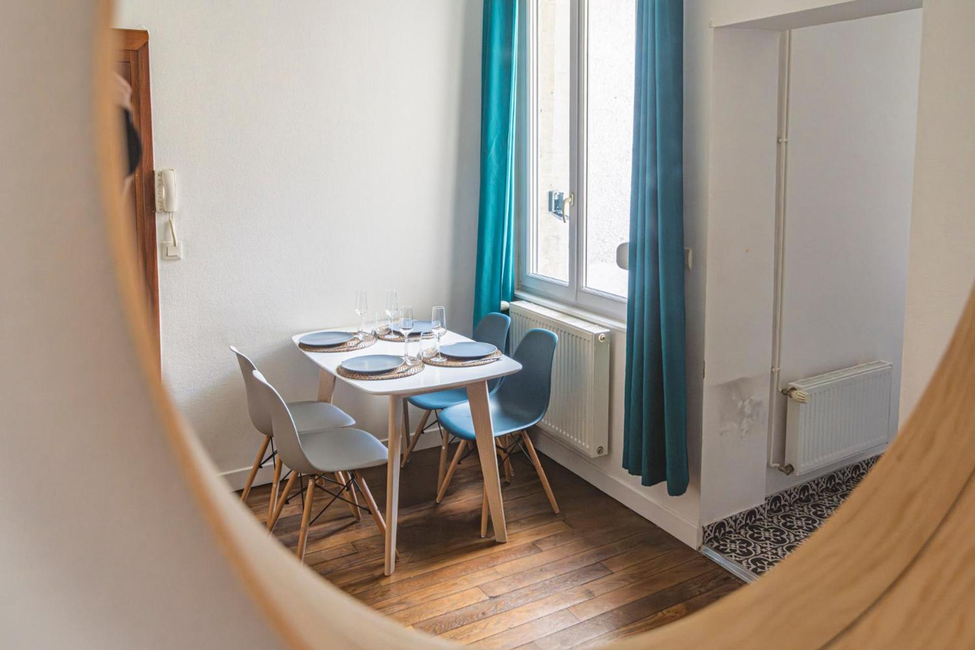 Le Charmant Bacquenois Reims Bagian luar foto